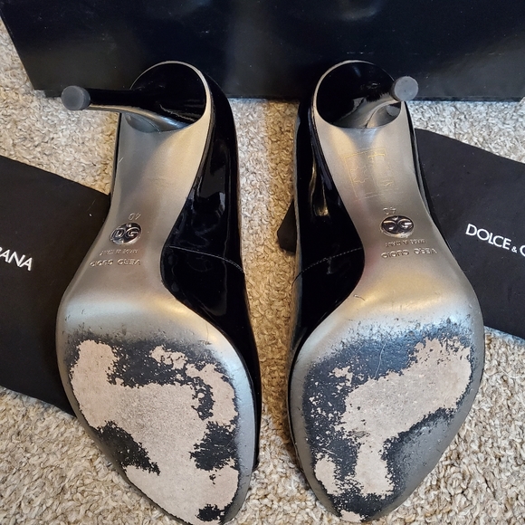 Dolce & Gabbana Black Patent leather heels - Picture 4 of 6